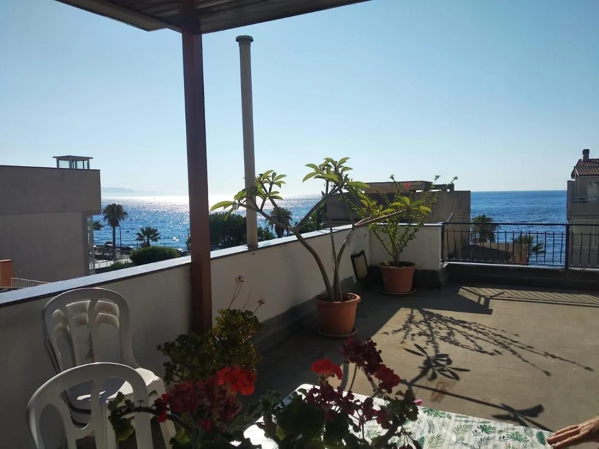 Casa Nupi Apartment Sant'Alessio Siculo 0*,  Italy
